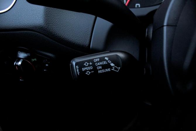 Audi Q5 I (8R) с пробегом 2009 года, цена 1 350 000 рублей, 256147 км, внедорожник, Автокод Объявления