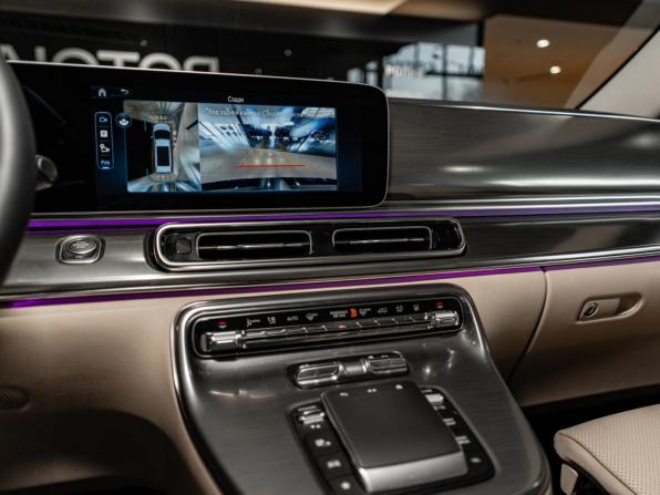 Mercedes-Benz V-Класс III (W447) Рестайлинг 2 с пробегом 2024 года, цена 14 317 000 рублей, 100 км, минивэн, Автокод Объявления