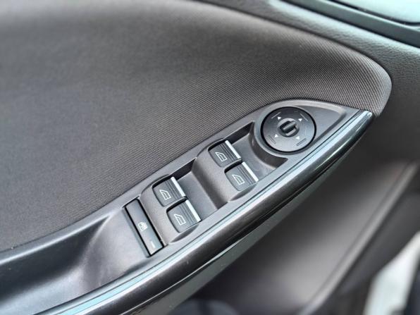 Ford Focus III Рестайлинг с пробегом 2015 года, цена 875 000 рублей, 198000 км, универсал, Автокод Объявления