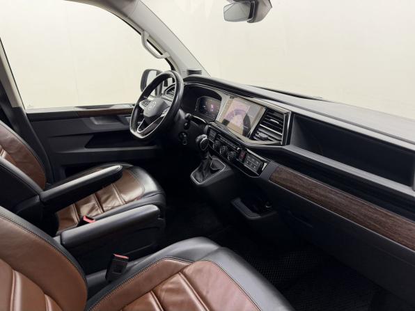 Volkswagen Multivan T6 Рестайлинг с пробегом 2020 года, цена 6 400 000 рублей, 105605 км, минивэн, Автокод Объявления