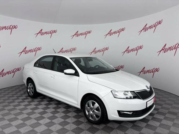 Skoda Rapid I Рестайлинг с пробегом 2019 года, цена 1 199 000 рублей, 76103 км, лифтбек, Автокод Объявления