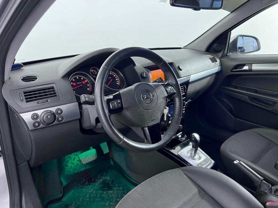 Opel Astra H Рестайлинг Ростов-на-Дону  - изображение 9