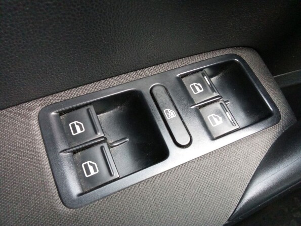 Volkswagen Polo V с пробегом 2011 года, цена 918 000 рублей, 144781 км, седан, Автокод Объявления