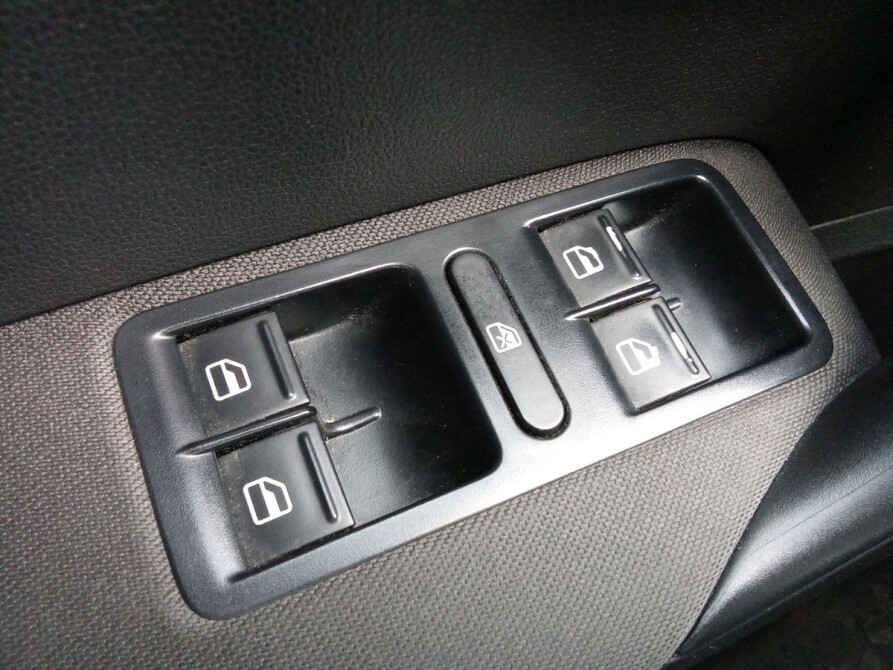 Volkswagen Polo V Москва  - изображение 22