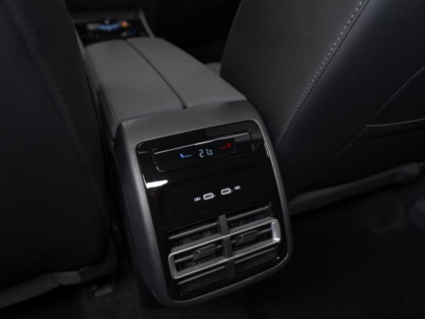 Volkswagen Tiguan III (China Market) с пробегом 2026 года, цена 5 000 000 рублей, 30 км, внедорожник, Автокод Объявления
