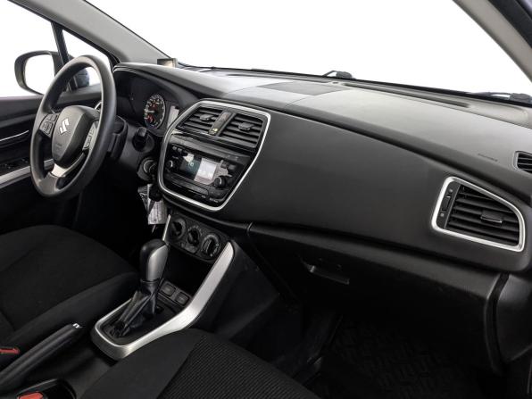 Suzuki SX4 II (S-Cross) Рестайлинг с пробегом 2018 года, цена 1 745 000 рублей, 67509 км, хэтчбек, Автокод Объявления