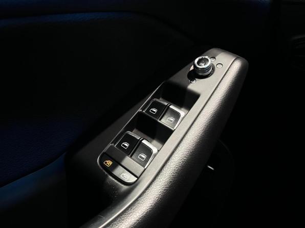 Audi Q5 I (8R) Рестайлинг с пробегом 2012 года, цена 2 120 000 рублей, 96502 км, внедорожник, Автокод Объявления
