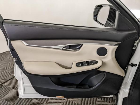 Infiniti QX50 II с пробегом 2018 года, цена 2 590 000 рублей, 133292 км, внедорожник, Автокод Объявления