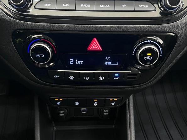 Hyundai Solaris II Рестайлинг с пробегом 2021 года, цена 1 650 000 рублей, 94222 км, седан, Автокод Объявления