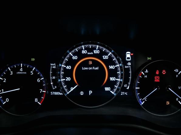 Mazda 3 IV (BP) с пробегом 2019 года, цена 1 710 000 рублей, 57889 км, хэтчбек, Автокод Объявления