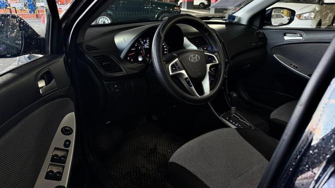 Hyundai Solaris I с пробегом 2014 года, цена 1 030 000 рублей, 97980 км, седан, Автокод Объявления