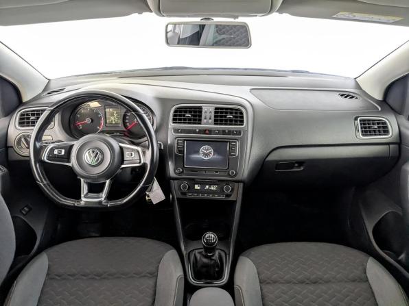Volkswagen Polo V Рестайлинг с пробегом 2018 года, цена 1 200 000 рублей, 115012 км, седан, Автокод Объявления