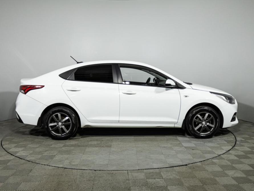 Hyundai Solaris II Санкт-Петербург  - изображение 4