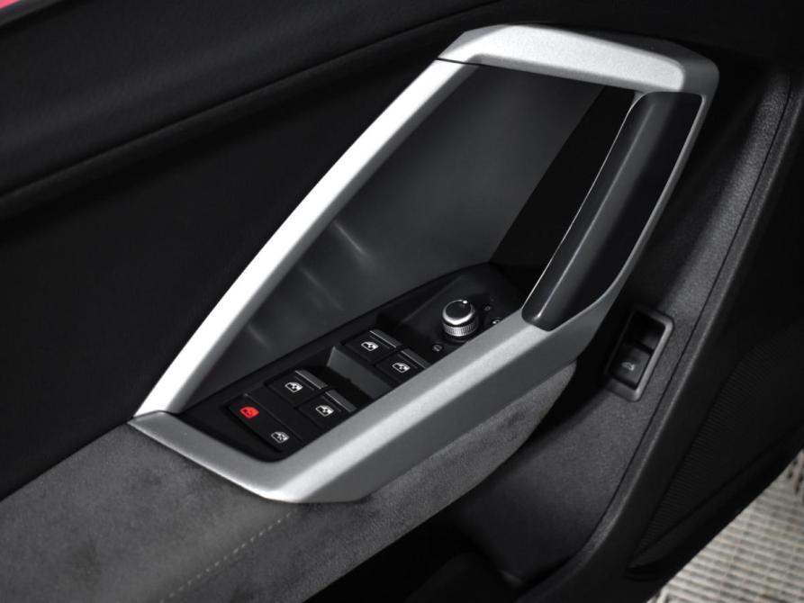Audi Q3 Sportback II (F3) Санкт-Петербург  - изображение 12