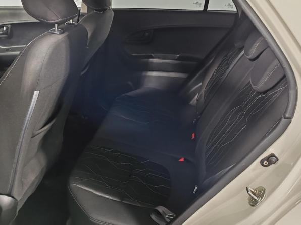 Kia Picanto II с пробегом 2012 года, цена 875 000 рублей, 63462 км, хэтчбек, Автокод Объявления