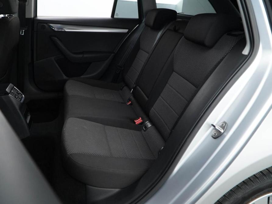 Skoda Octavia III (A7) Москва  - изображение 9