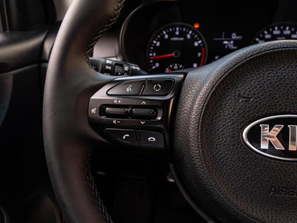 Kia Rio IV с пробегом 2019 года, цена 1 285 000 рублей, 111832 км, седан, Автокод Объявления