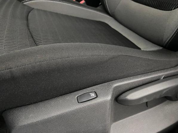 Renault Kaptur I с пробегом 2017 года, цена 1 325 000 рублей, 107222 км, внедорожник, Автокод Объявления