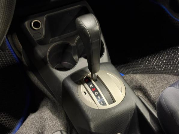 Honda Jazz I Рестайлинг с пробегом 2005 года, цена 599 000 рублей, 201364 км, хэтчбек, Автокод Объявления