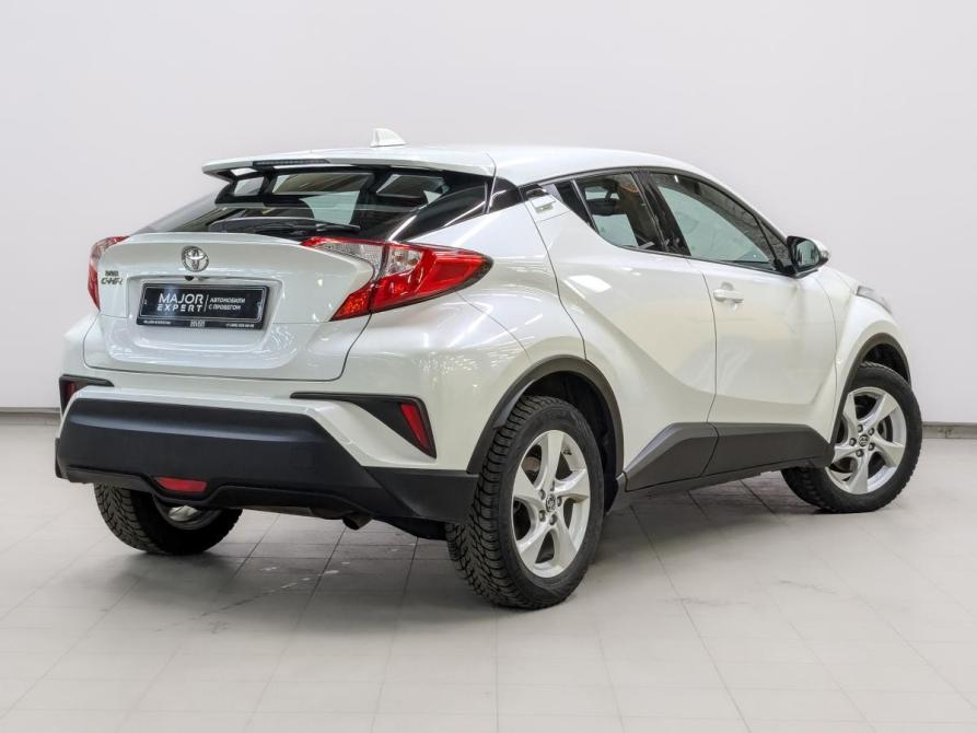 Toyota C-HR I Москва  - изображение 5