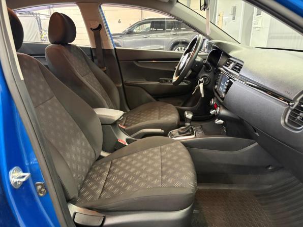 Kia Rio IV с пробегом 2019 года, цена 1 597 000 рублей, 68500 км, седан, Автокод Объявления