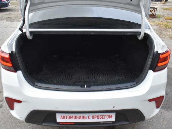 Kia Rio IV с пробегом 2017 года, цена 999 000 рублей, 196517 км, седан, Автокод Объявления