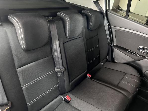 Renault Megane III Рестайлинг 2 с пробегом 2014 года, цена 895 000 рублей, 132575 км, хэтчбек, Автокод Объявления