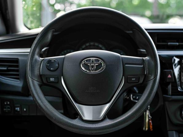 Toyota Corolla XI (E160 E170 E180) с пробегом 2013 года, цена 1 030 000 рублей, 167241 км, седан, Автокод Объявления
