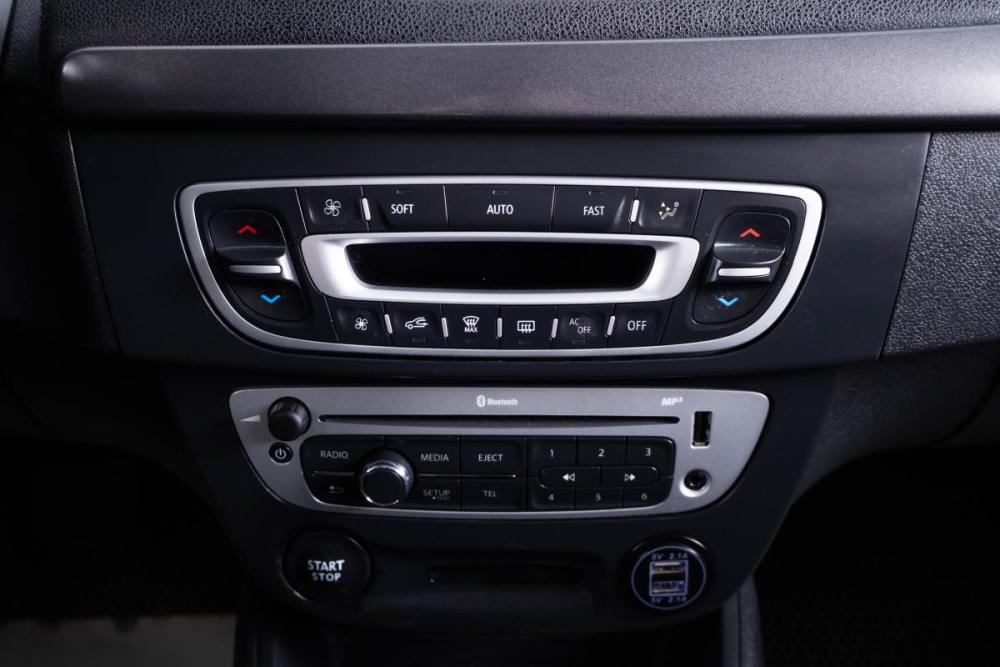 Renault Fluence I Рестайлинг Пермь  - изображение 17