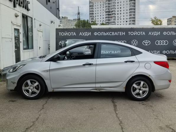 Hyundai Solaris I с пробегом 2012 года, цена 640 000 рублей, 214021 км, седан, Автокод Объявления