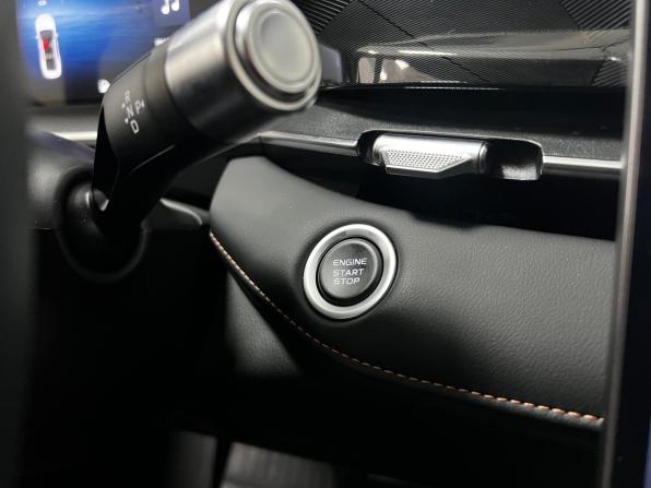 Geely Preface I с пробегом 2024 года, цена 2 815 000 рублей, 5500 км, седан, Автокод Объявления