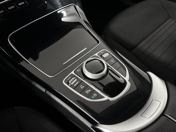 Mercedes-Benz C-Класс IV (W205) Рестайлинг с пробегом 2019 года, цена 2 319 900 рублей, 110949 км, седан, Автокод Объявления