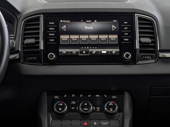 Skoda Karoq I с пробегом 2022 года, цена 2 850 000 рублей, 51733 км, внедорожник, Автокод Объявления