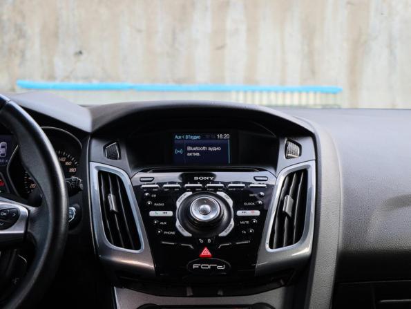 Ford Focus III с пробегом 2012 года, цена 820 000 рублей, 133440 км, хэтчбек, Автокод Объявления