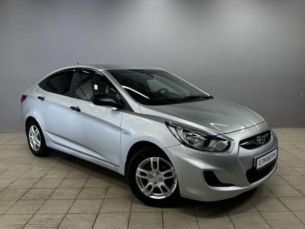 Hyundai Solaris I с пробегом 2013 года, цена 730 000 рублей, 170261 км, седан, Автокод Объявления