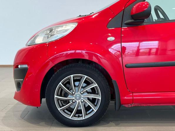 Peugeot 107 I Рестайлинг 2 с пробегом 2013 года, цена 750 000 рублей, 51108 км, хэтчбек, Автокод Объявления