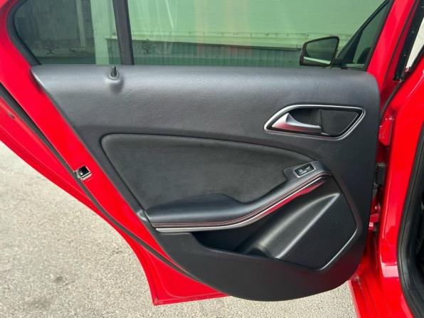 Mercedes-Benz A-Класс III (W176) с пробегом 2014 года, цена 1 285 000 рублей, 159225 км, хэтчбек, Автокод Объявления