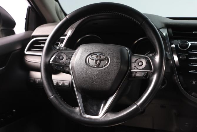 Toyota Camry VIII (XV70) с пробегом 2019 года, цена 2 699 000 рублей, 185231 км, седан, Автокод Объявления