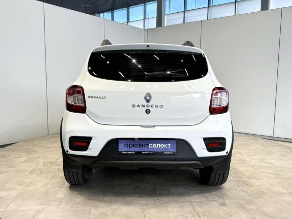 Renault Sandero II Рестайлинг с пробегом 2018 года, цена 1 050 000 рублей, 80519 км, хэтчбек, Автокод Объявления
