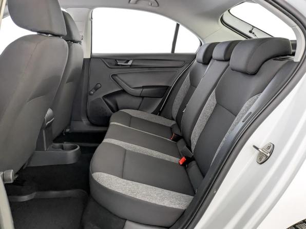 Skoda Rapid II с пробегом 2021 года, цена 1 269 000 рублей, 176346 км, лифтбек, Автокод Объявления