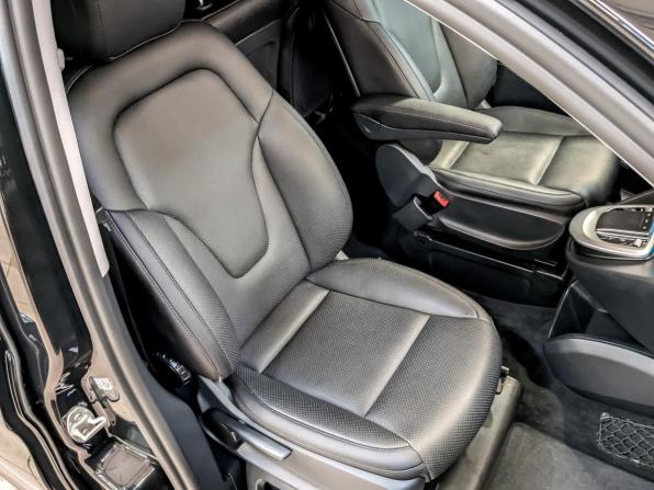 Mercedes-Benz V-Класс III (W447) Рестайлинг с пробегом 2022 года, цена 5 500 000 рублей, 41424 км, минивэн, Автокод Объявления