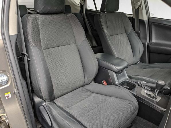 Toyota RAV4 IV (XA40) Рестайлинг с пробегом 2016 года, цена 2 150 000 рублей, 205575 км, внедорожник, Автокод Объявления