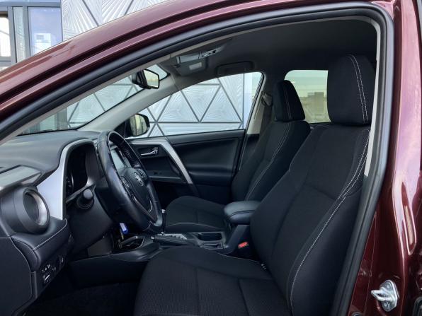Toyota RAV4 IV (XA40) Рестайлинг с пробегом 2017 года, цена 1 999 000 рублей, 200840 км, внедорожник, Автокод Объявления