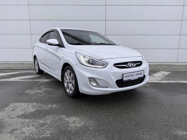 Hyundai Solaris I с пробегом 2013 года, цена 940 000 рублей, 227000 км, седан, Автокод Объявления