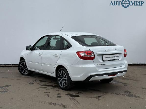 Lada (ВАЗ) Granta I Рестайлинг с пробегом 2024 года, цена 1 080 000 рублей, 11740 км, лифтбек, Автокод Объявления