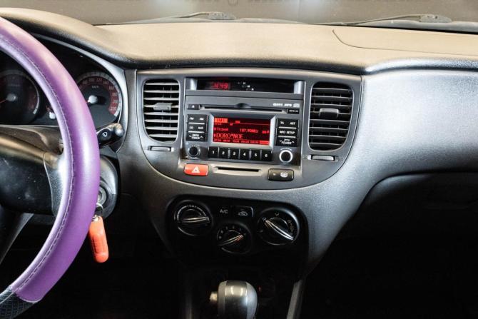 Kia Rio II Рестайлинг с пробегом 2011 года, цена 639 000 рублей, 210894 км, седан, Автокод Объявления