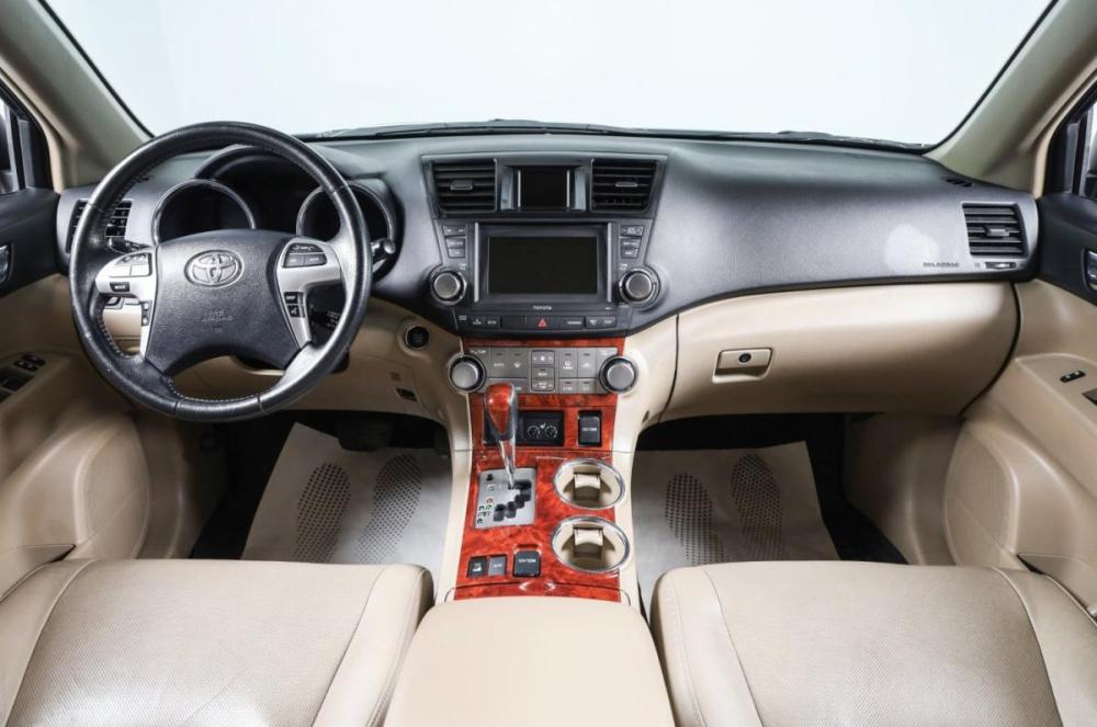 Toyota Highlander II (XU40) Рестайлинг Новосибирск  - изображение 9