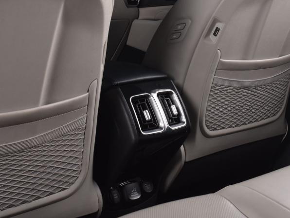 Kia Sorento IV с пробегом 2020 года, цена 3 684 995 рублей, 94436 км, внедорожник, Автокод Объявления