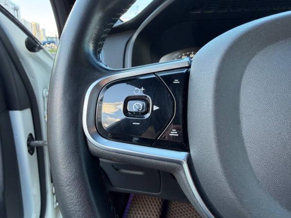Volvo XC90 II Рестайлинг 1 с пробегом 2020 года, цена 3 435 000 рублей, 191000 км, внедорожник, Автокод Объявления