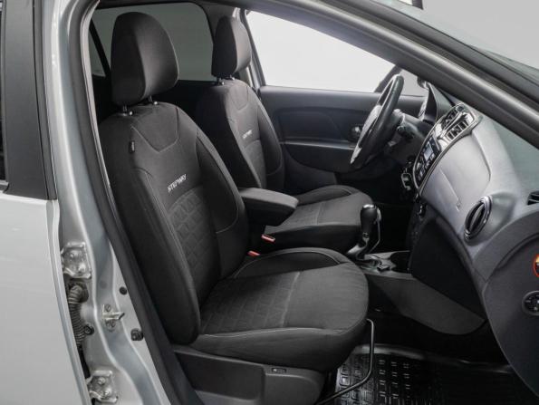 Renault Sandero II с пробегом 2017 года, цена 1 050 000 рублей, 124495 км, хэтчбек, Автокод Объявления